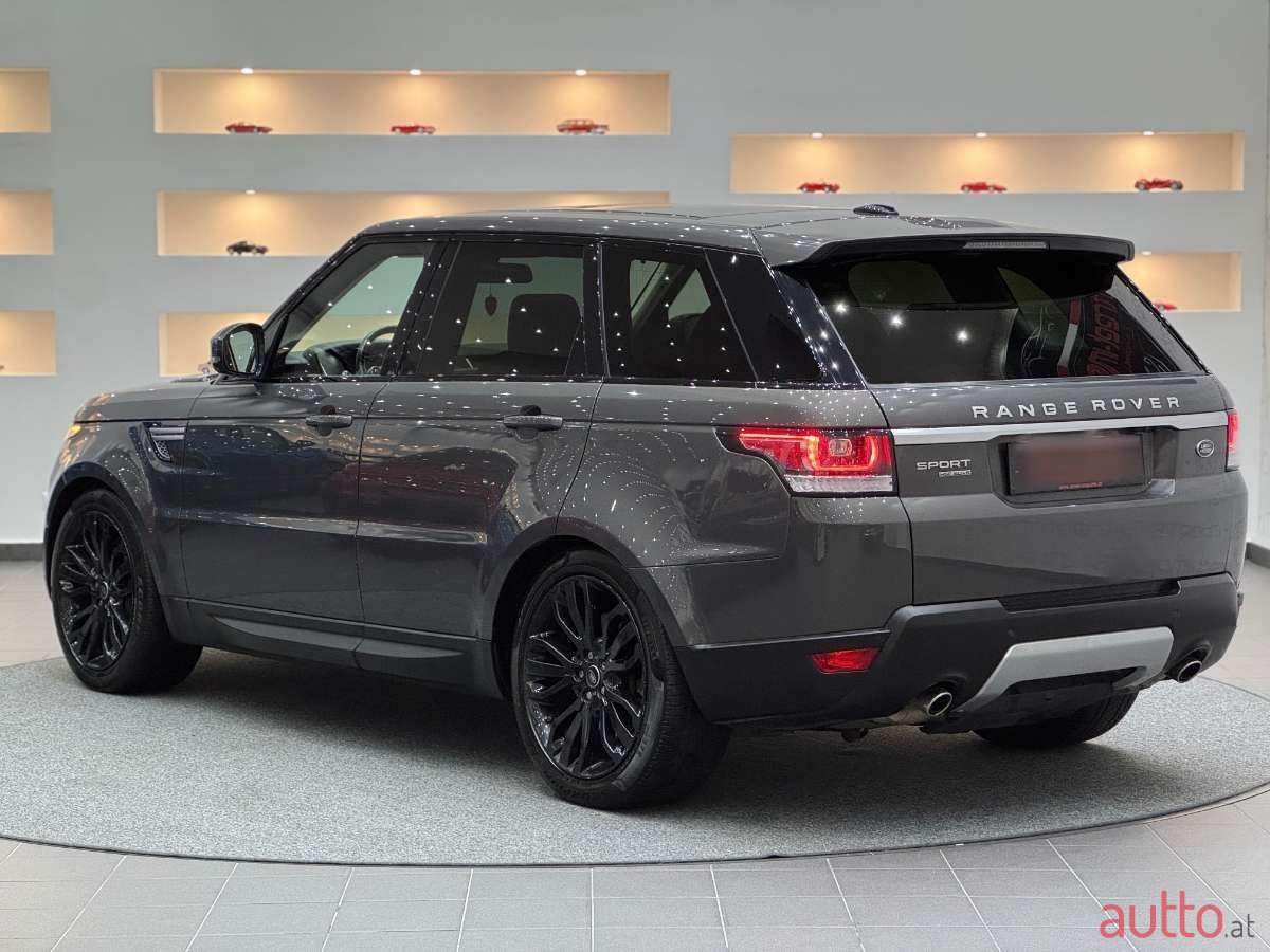 2016' Land Rover Range Rover Sport photo #3