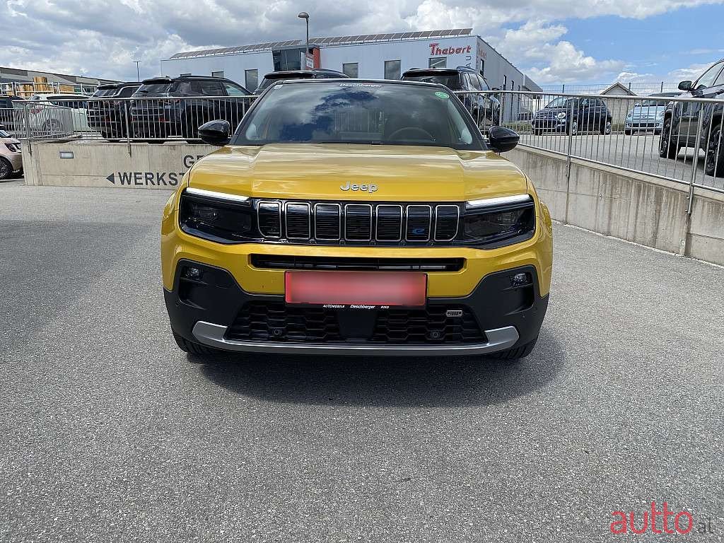 2023' Jeep Avenger photo #4