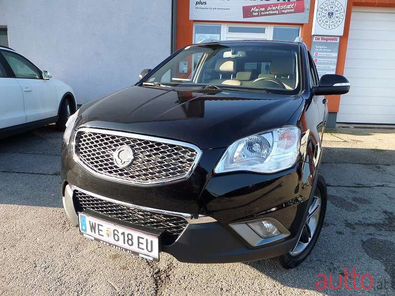 2012' SsangYong Korando photo #3