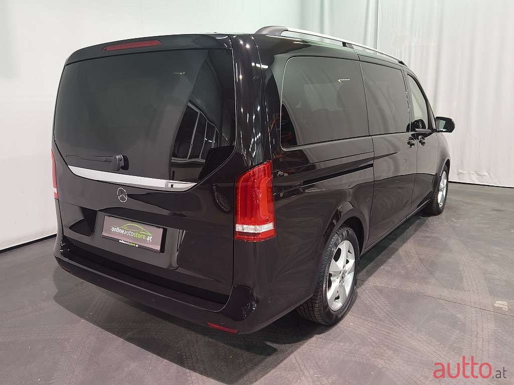 2020' Mercedes-Benz V-Klasse photo #2
