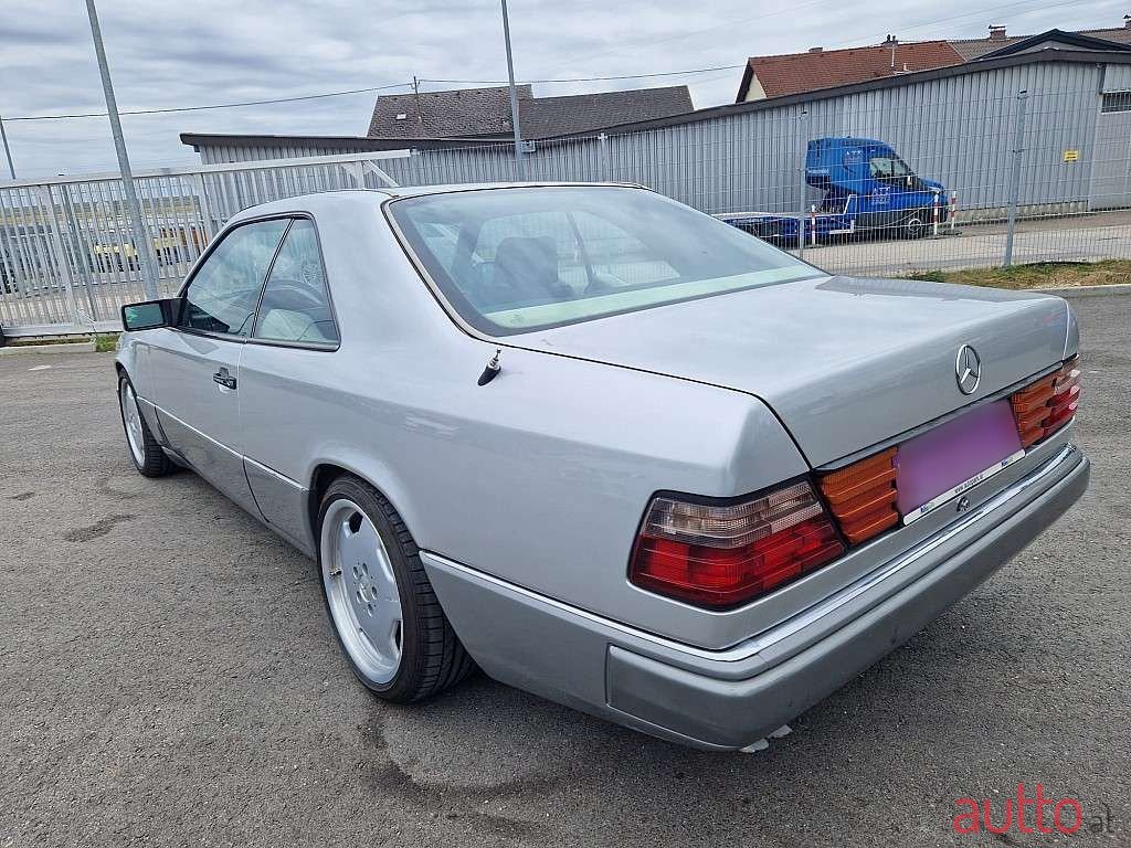 1990' Mercedes-Benz E-Klasse photo #4