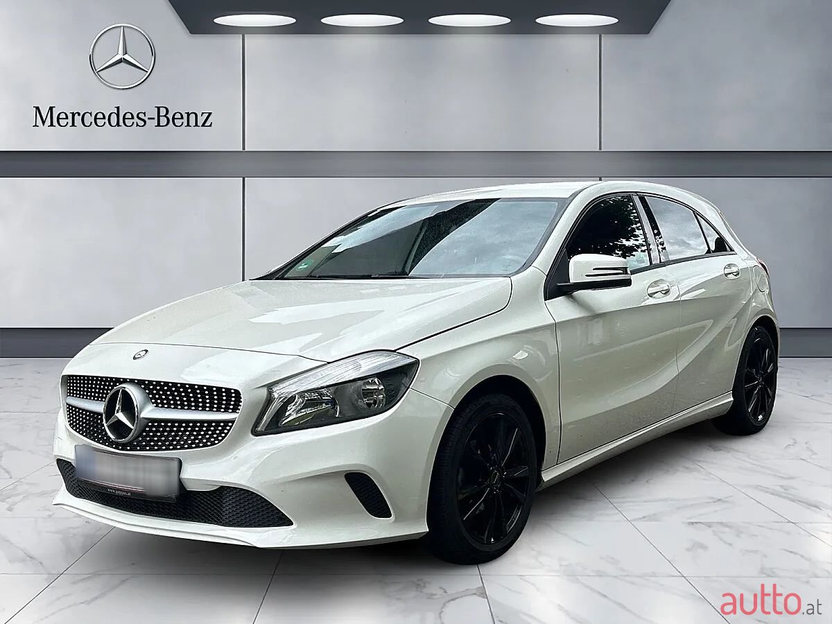 2016' Mercedes-Benz A-Klasse photo #1