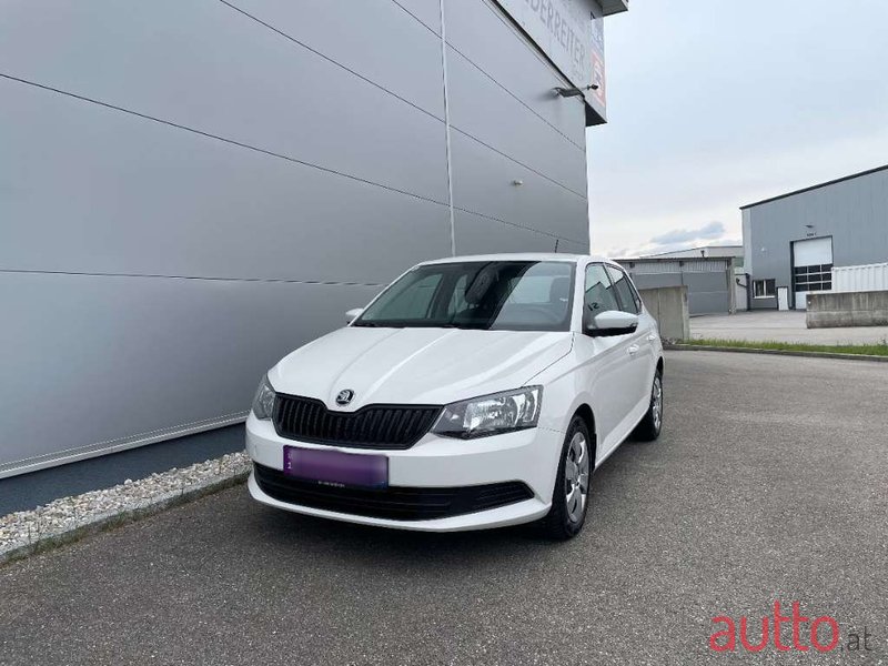 2015' Skoda Fabia photo #1