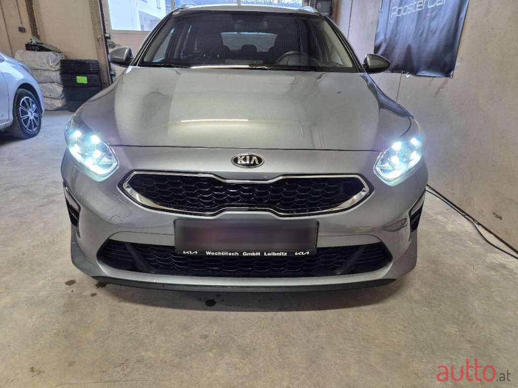 2021' Kia Ceed photo #5
