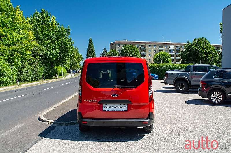 2020' Ford Tourneo photo #5