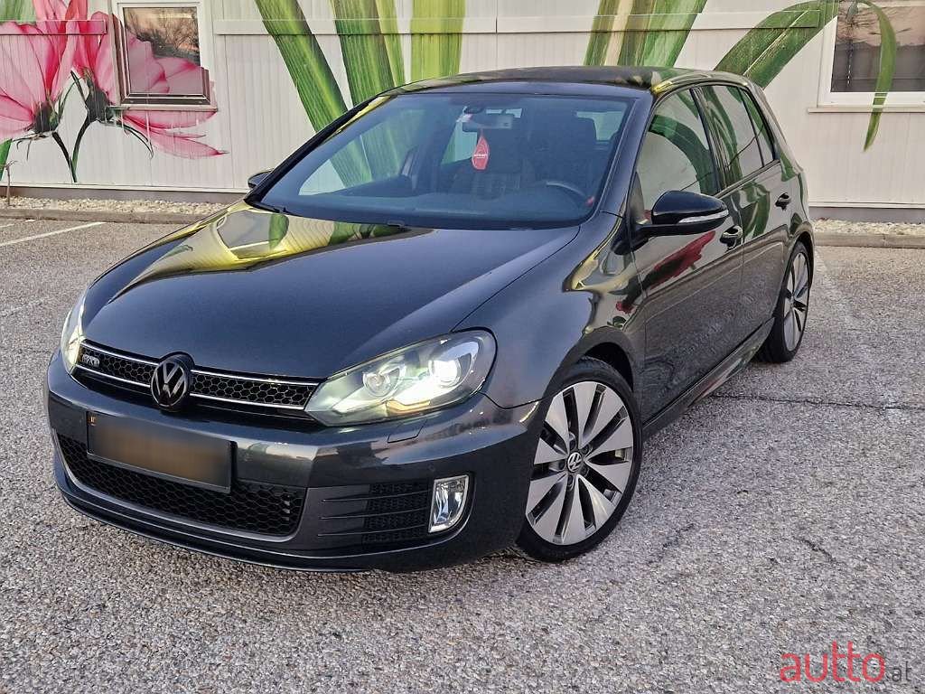 2010' Volkswagen Golf photo #4