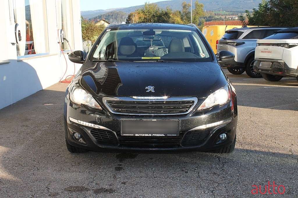 2017' Peugeot 308 photo #2
