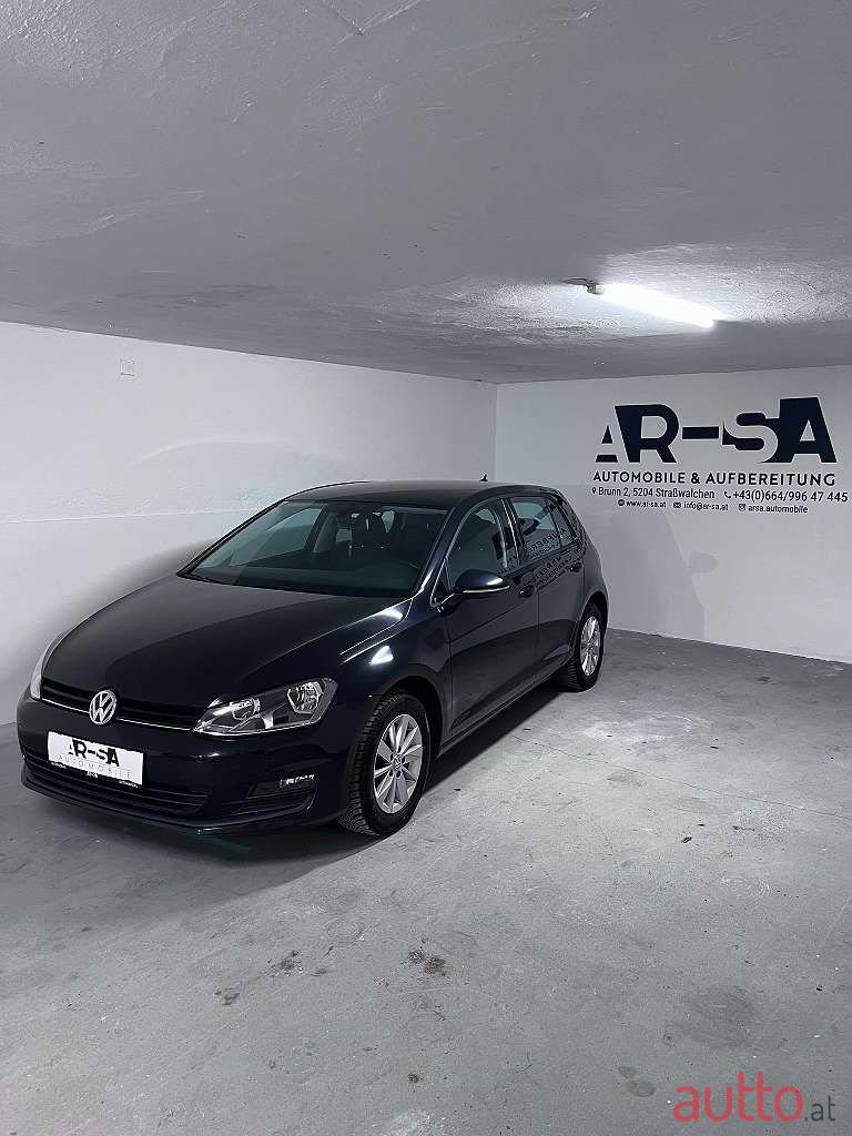 2016' Volkswagen Golf photo #1