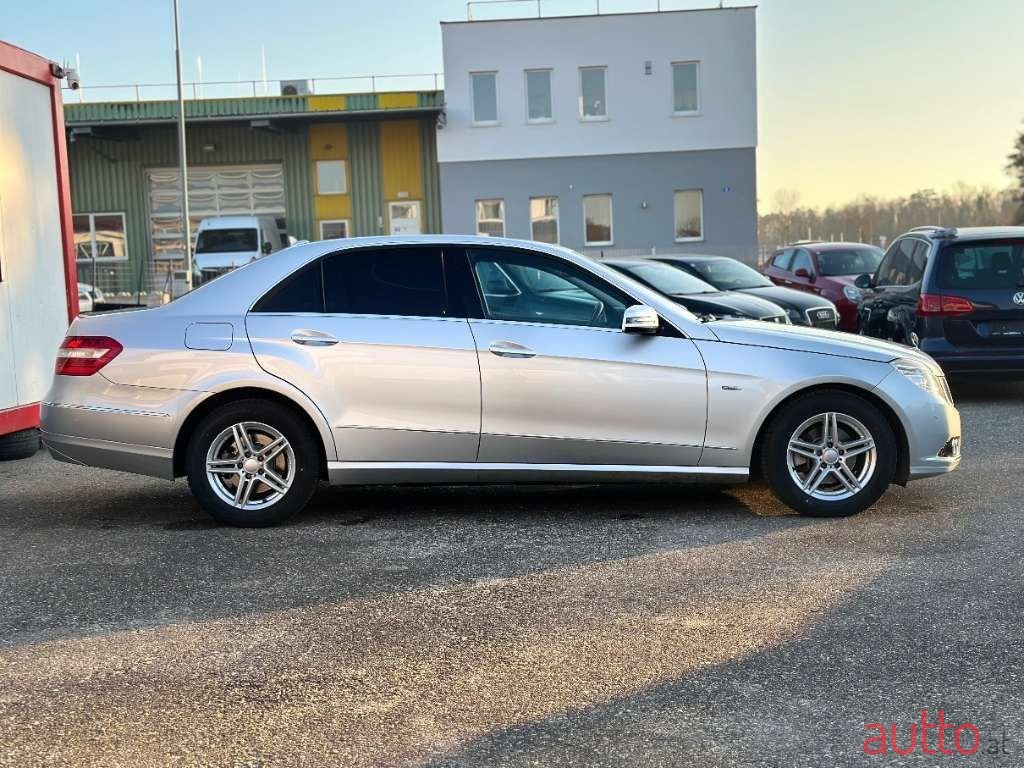 2009' Mercedes-Benz E-Klasse photo #6