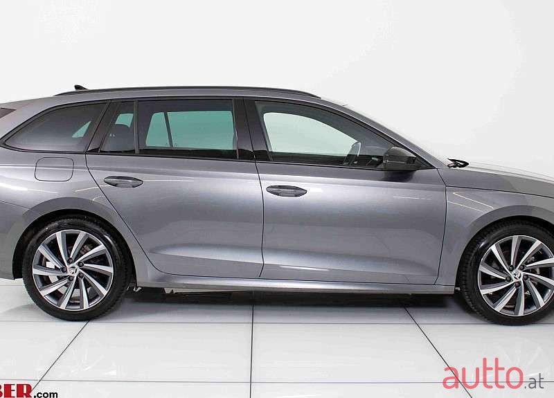 2023' Skoda Octavia photo #3
