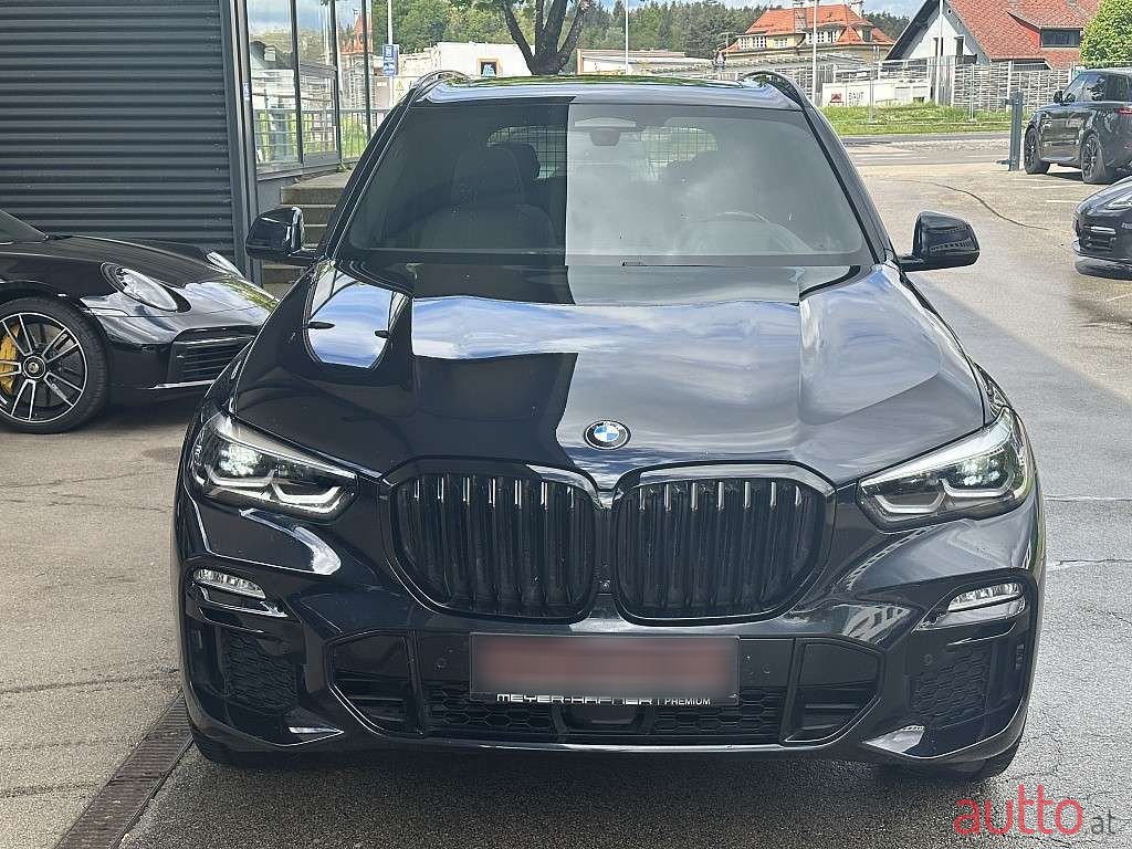 2021' BMW X5 photo #2