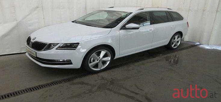 2019' Skoda Octavia photo #1
