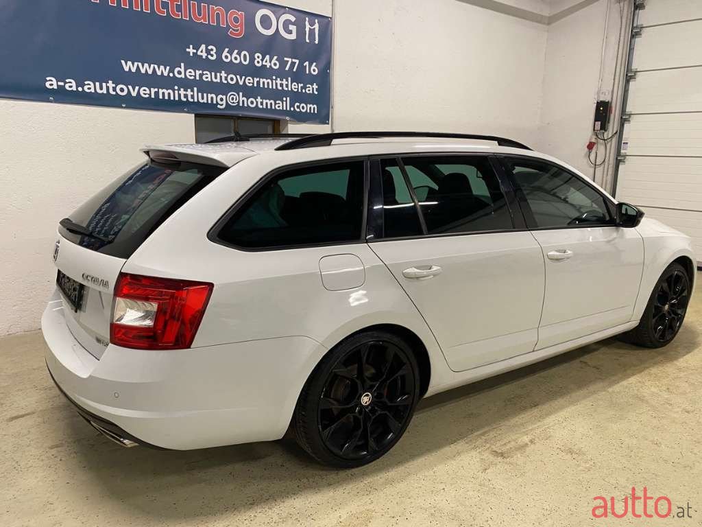 2016' Skoda Octavia photo #3