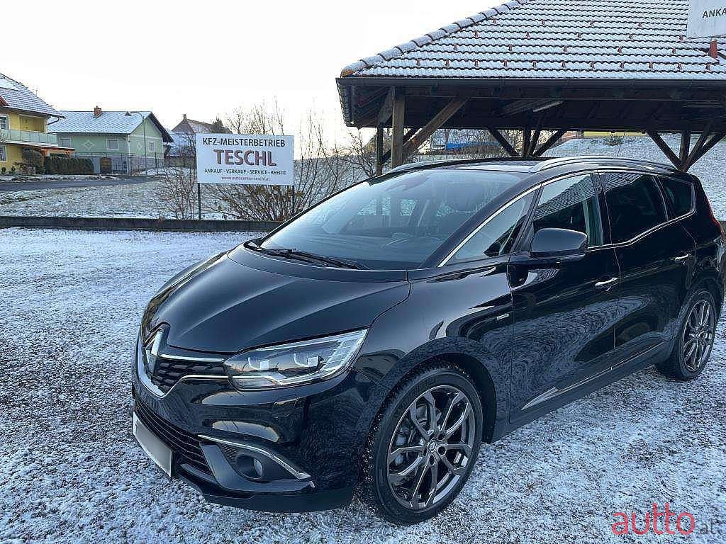 2017' Renault Scenic photo #1