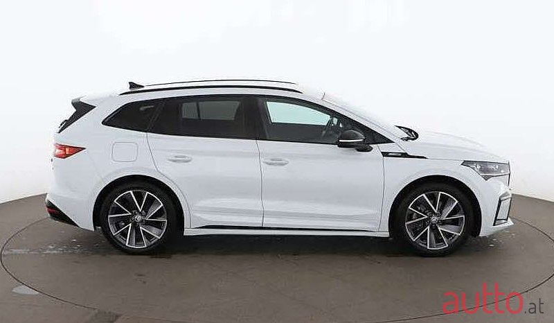 2021' Skoda Enyaq photo #2