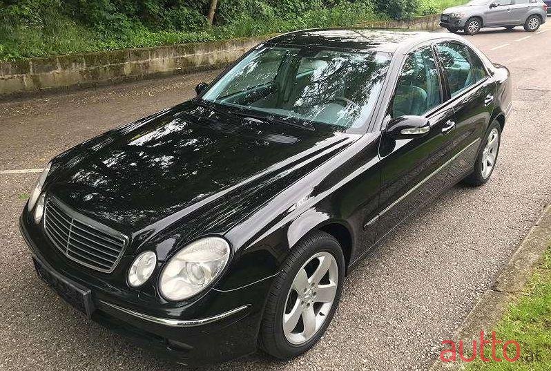 2005' Mercedes-Benz E-Klasse photo #1