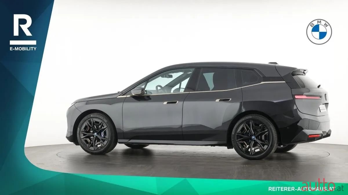 2023' BMW iX photo #4