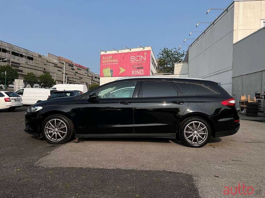 2017' Ford Mondeo photo #2