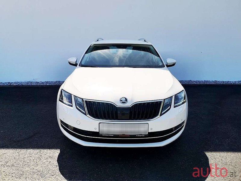 2018' Skoda Octavia photo #2