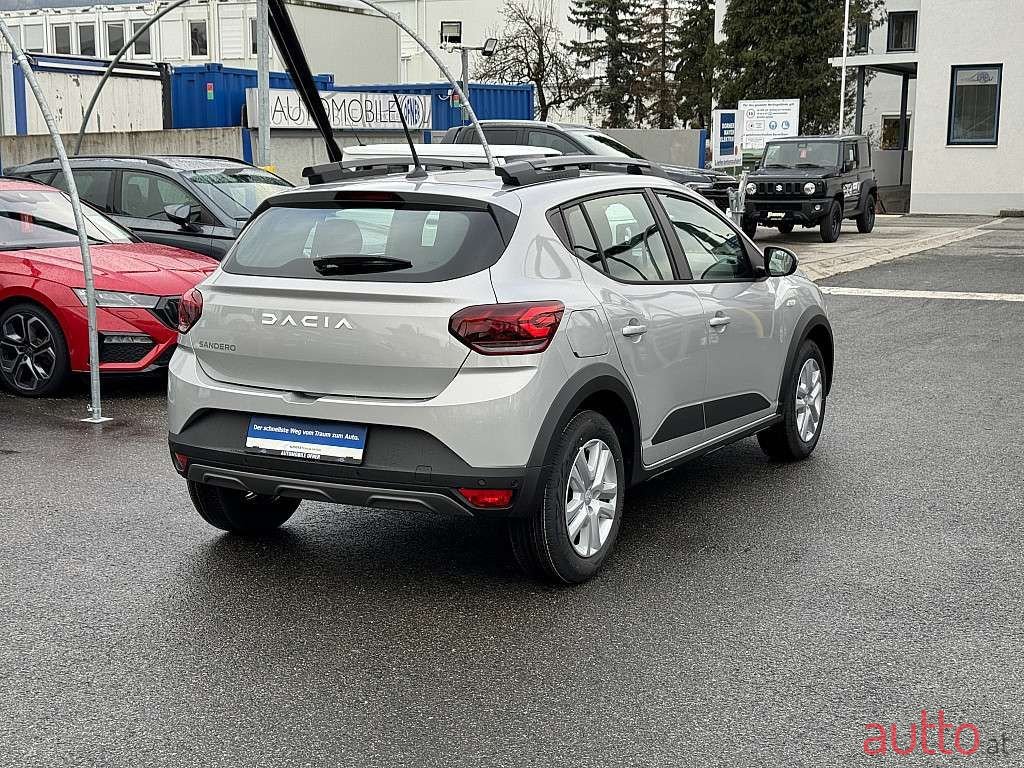 2023' Dacia Sandero photo #4