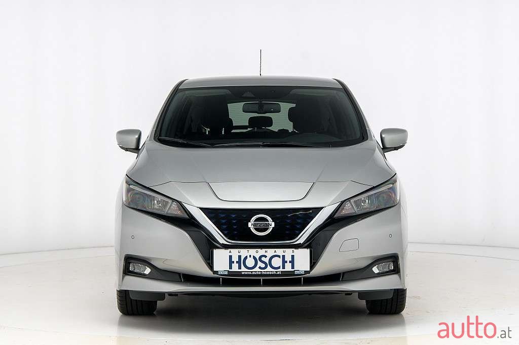 2021' Nissan Leaf photo #1