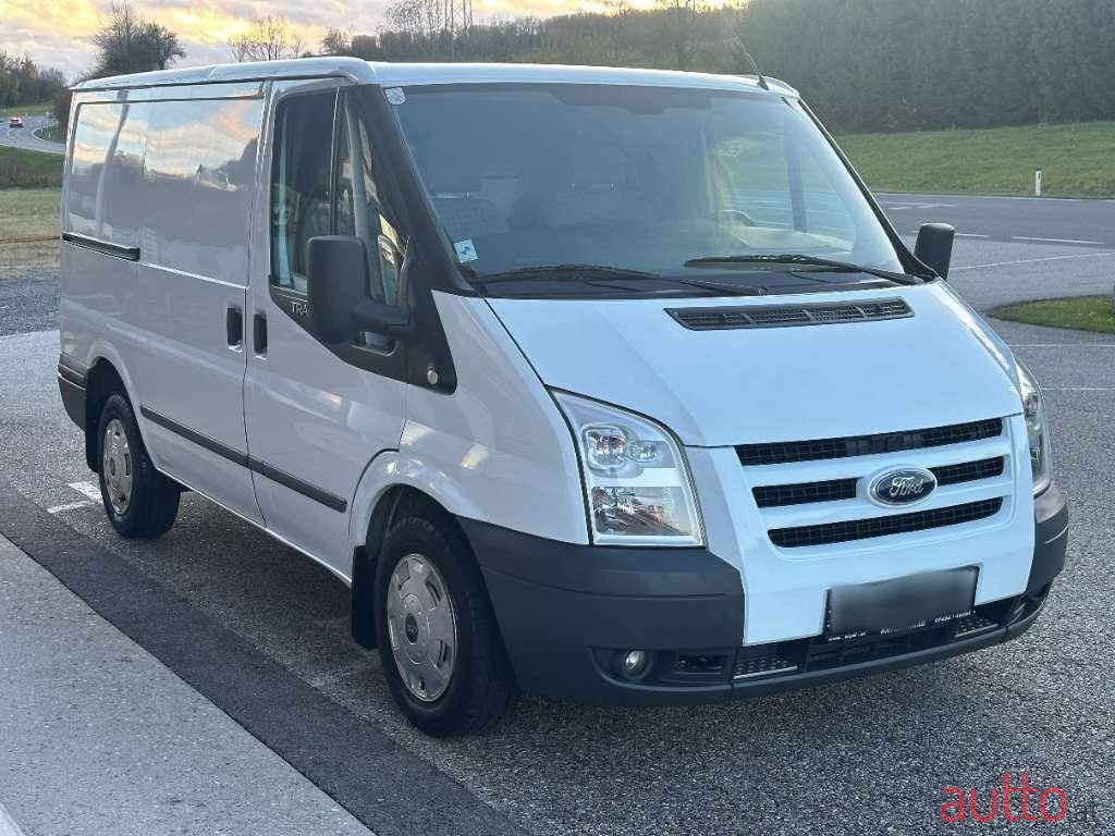 2010' Ford Transit photo #3