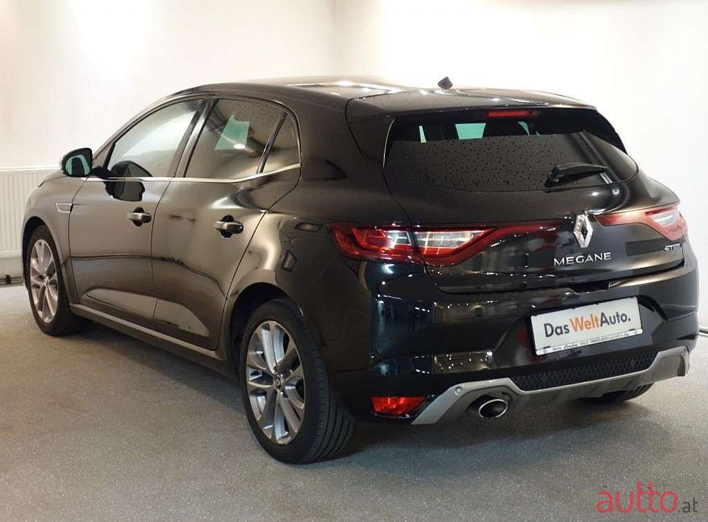 2016' Renault Megane photo #3