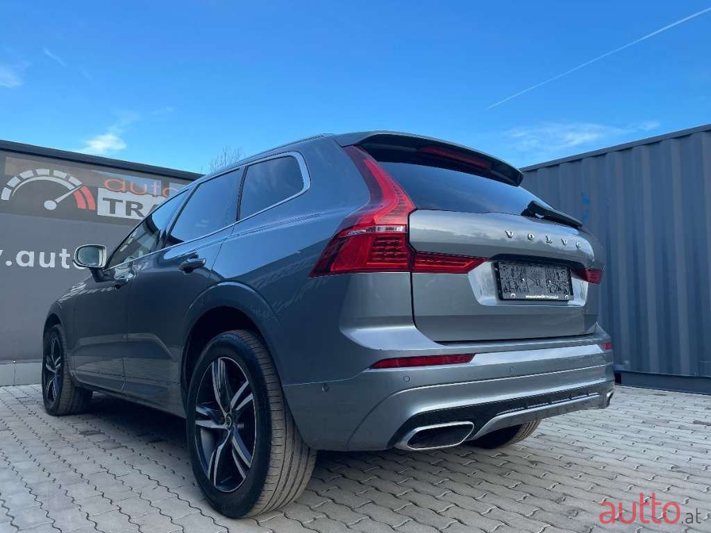2017' Volvo XC60 photo #6