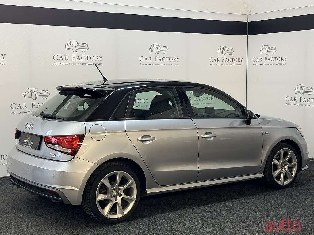 2015' Audi A1 photo #6