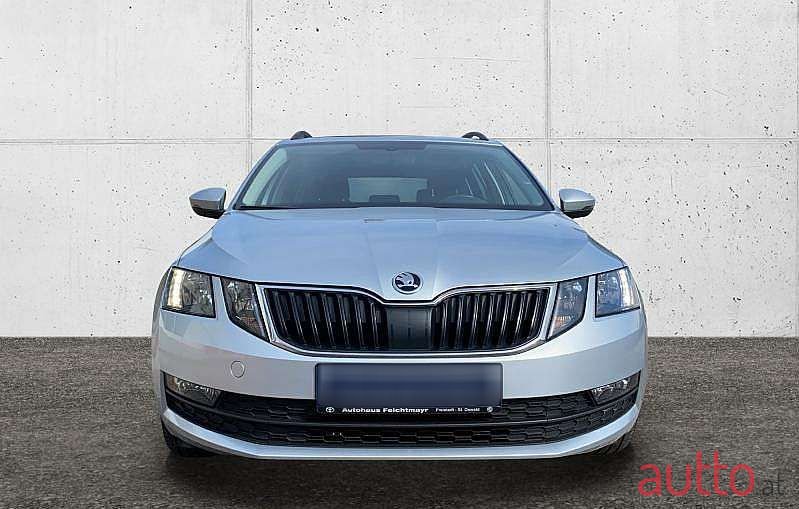 2019' Skoda Octavia photo #2