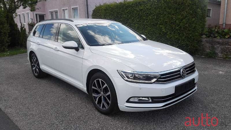 2019' Volkswagen Passat photo #1