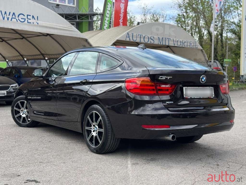 2015' BMW 3Er-Reihe photo #5