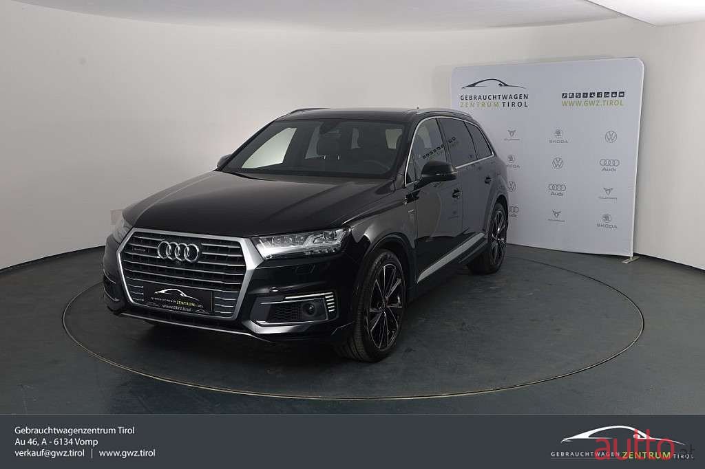 2018' Audi Q7 photo #1