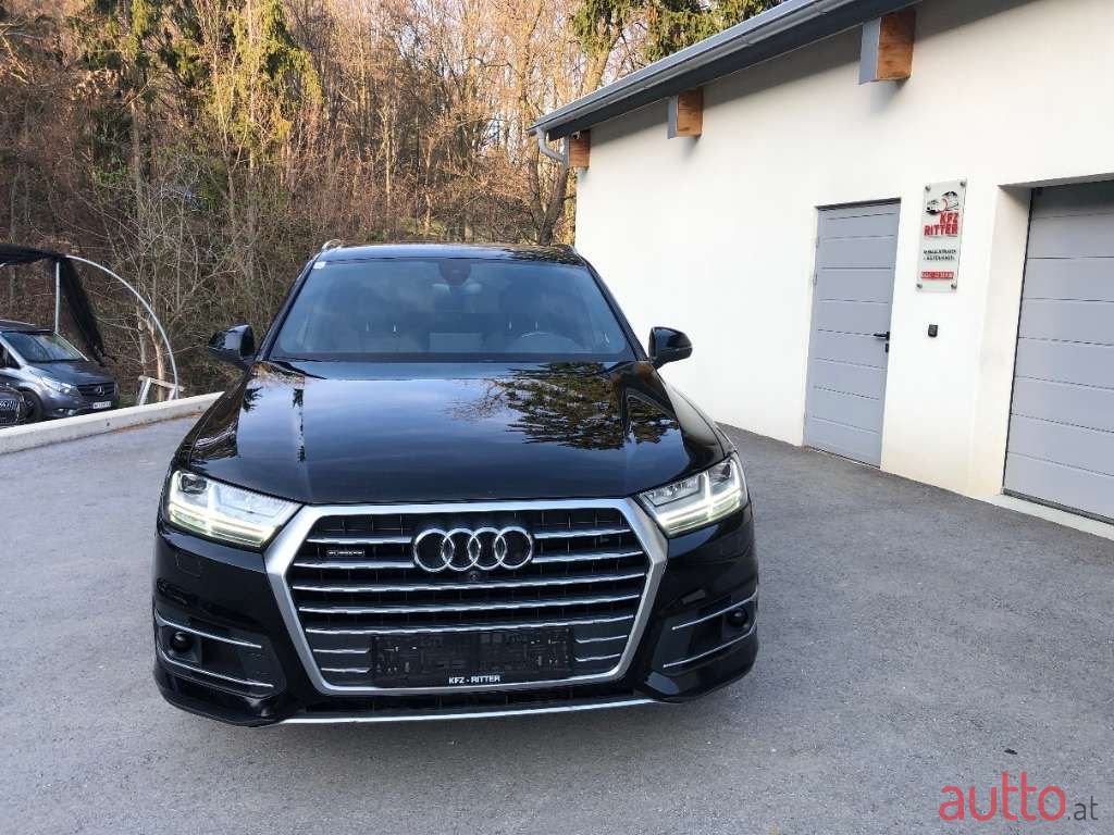 2016' Audi Q7 photo #3