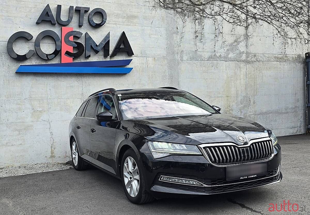2022' Skoda Superb photo #3