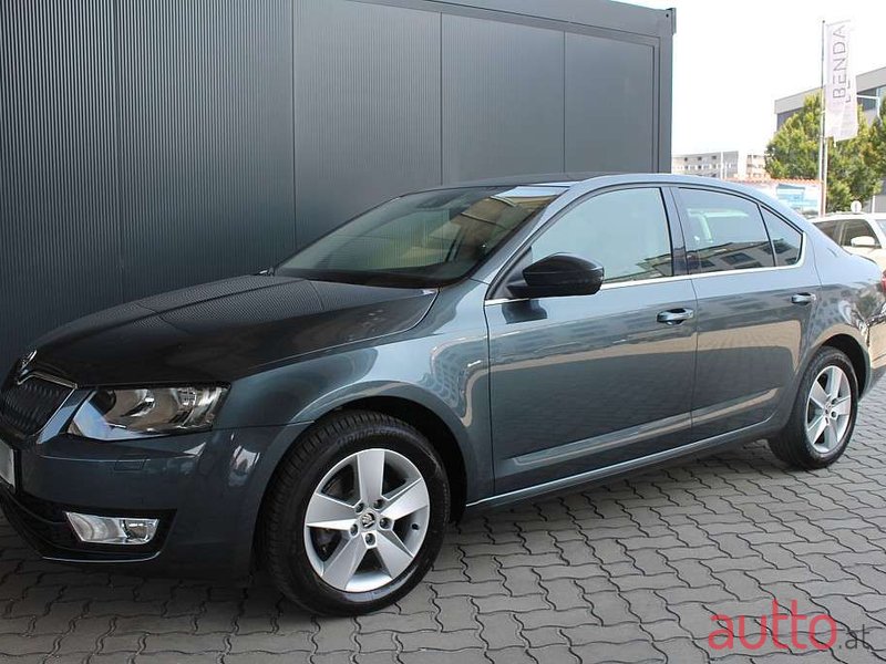 2014' Skoda Octavia photo #2