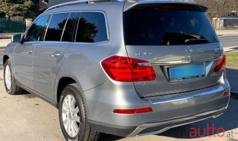 2016' Mercedes-Benz Gl-Klasse photo #4
