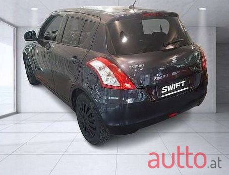 2016' Suzuki Swift photo #5