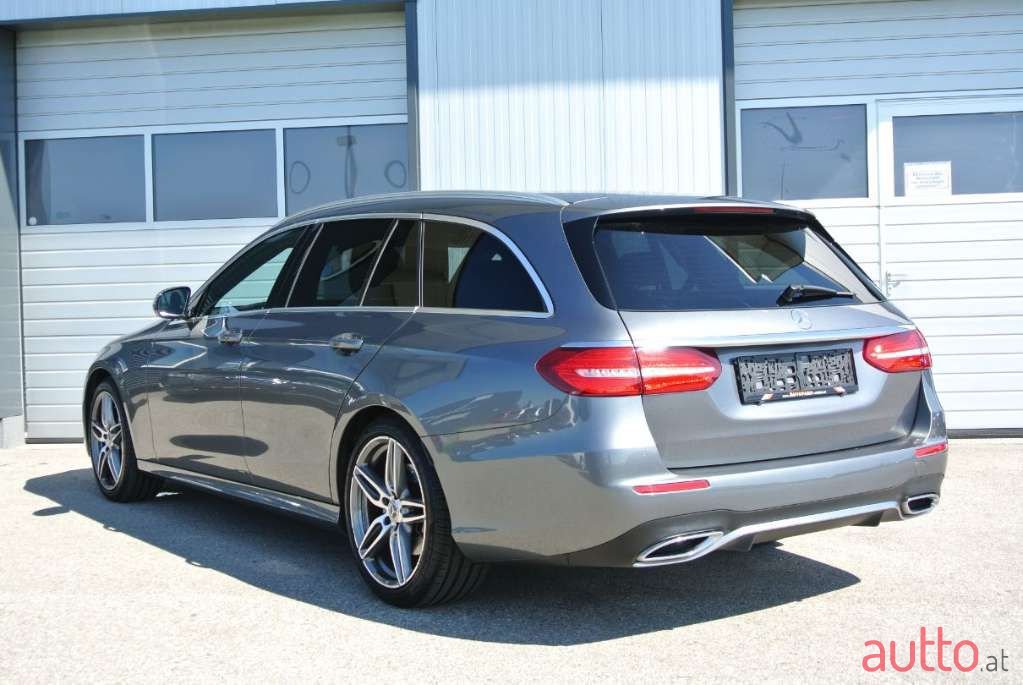 2017' Mercedes-Benz E-Klasse photo #2