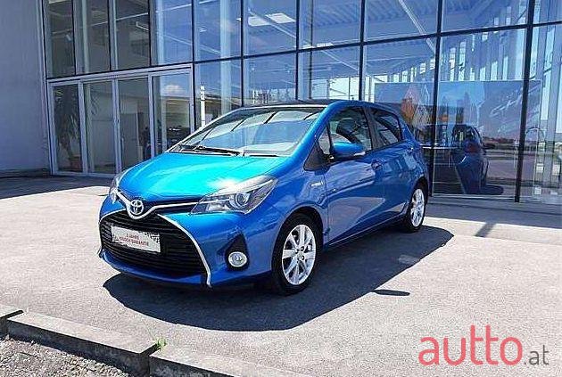 2016' Toyota Yaris photo #1