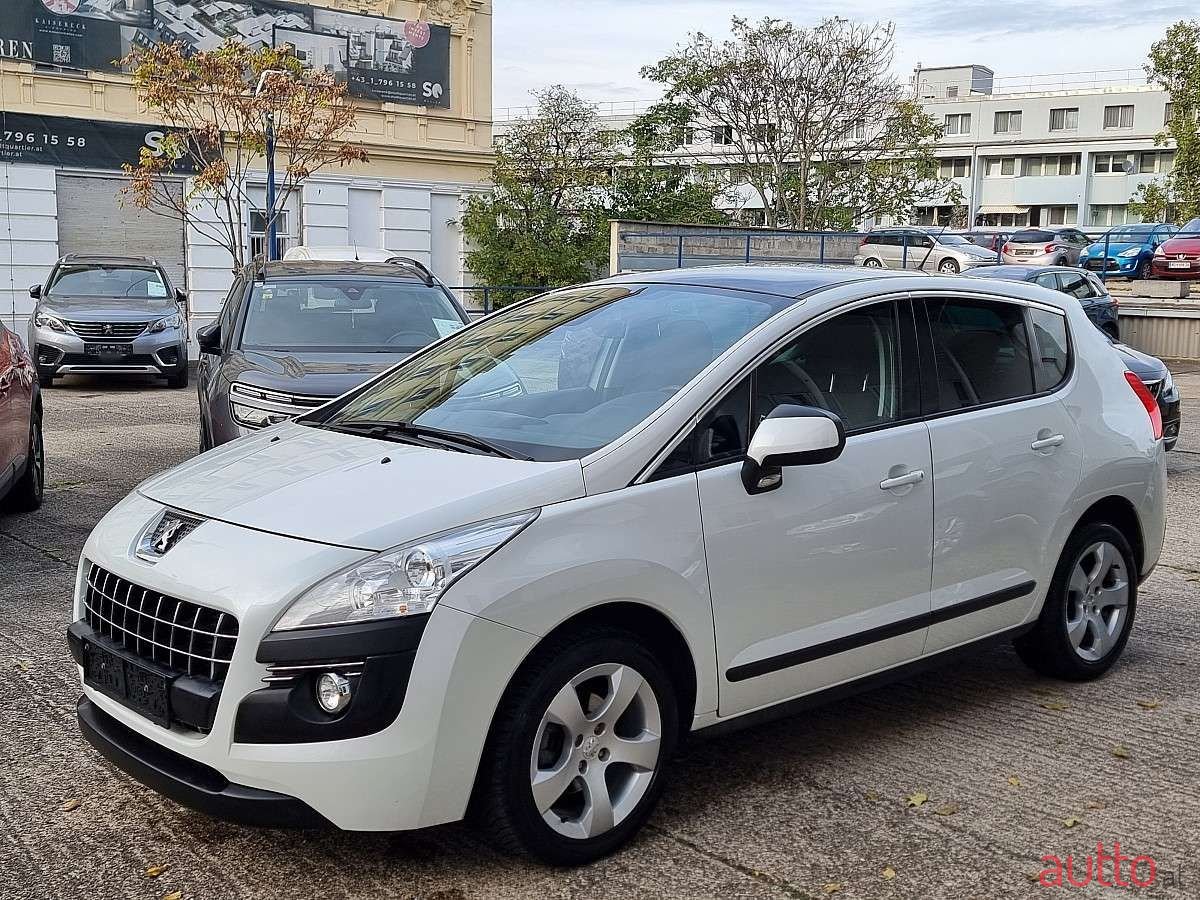 2012' Peugeot 3008 photo #2