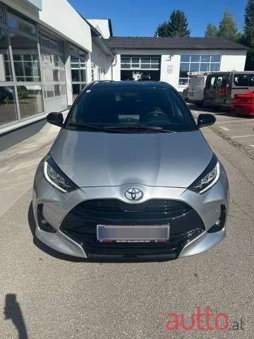 2024' Toyota Yaris photo #3