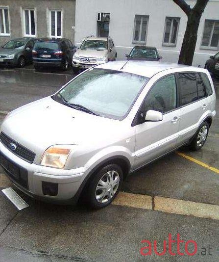 2007' Ford Fusion photo #2