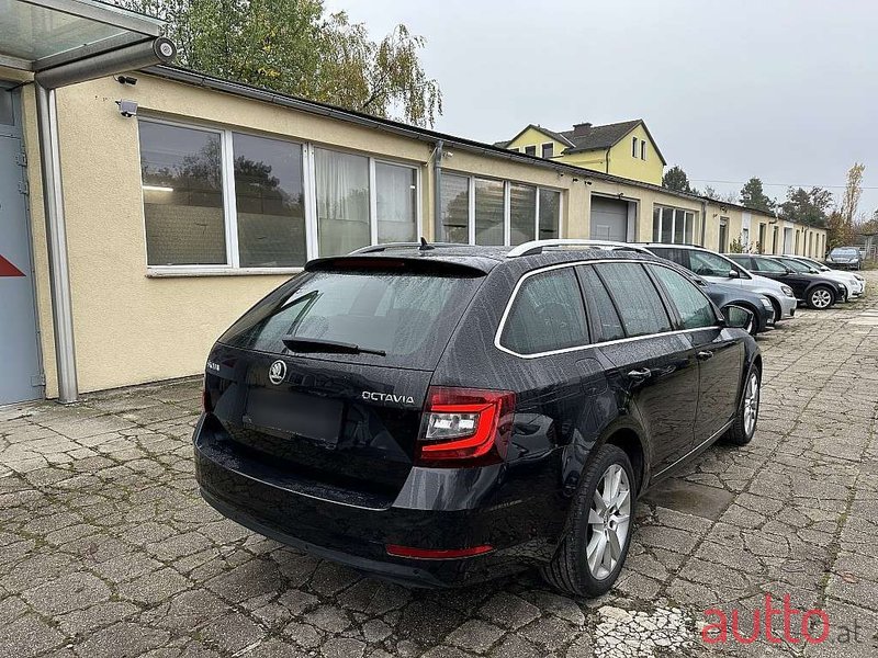 2018' Skoda Octavia photo #6