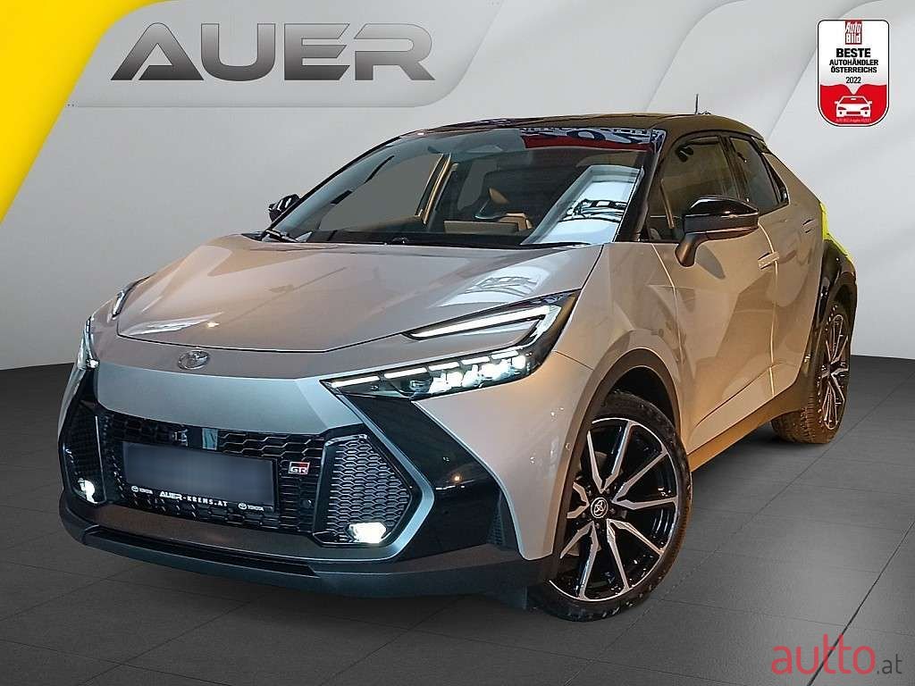 2024' Toyota C-HR photo #1