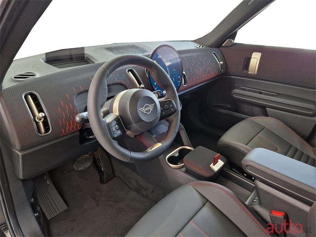 2024' MINI Countryman photo #5