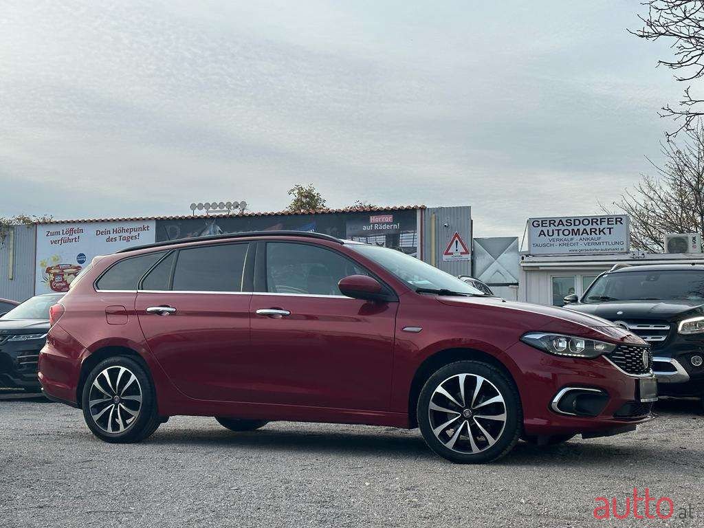 2017' Fiat Tipo photo #1