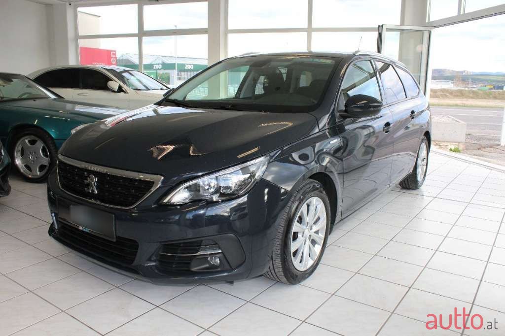 2019' Peugeot 308 photo #3