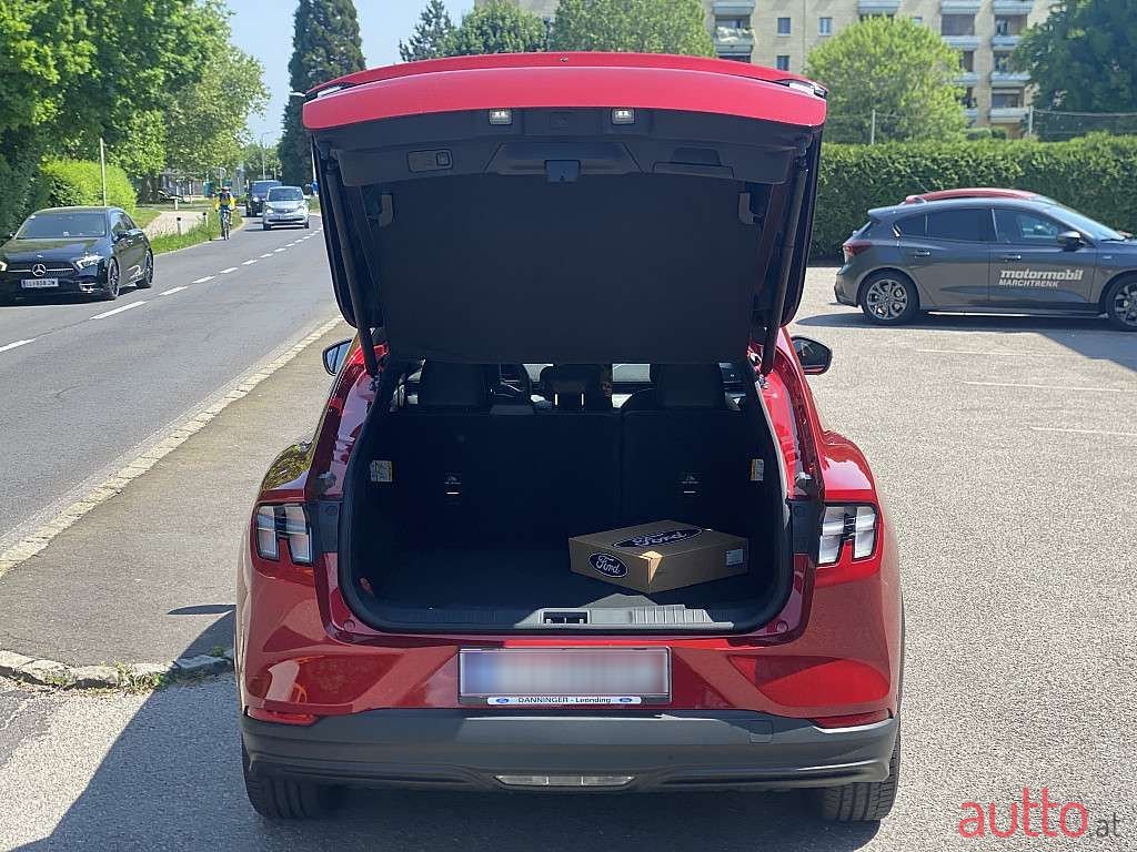 2023' Ford Mustang Mach-E photo #6