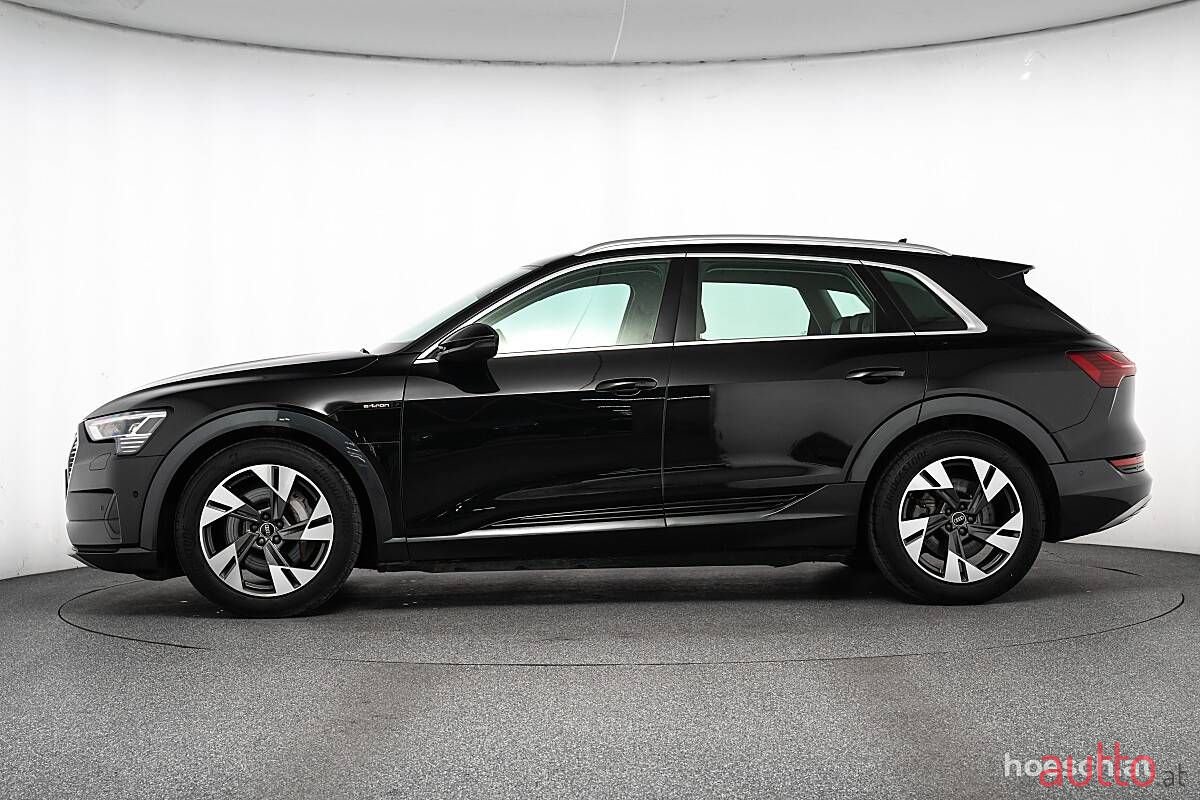 2022' Audi e-tron photo #4